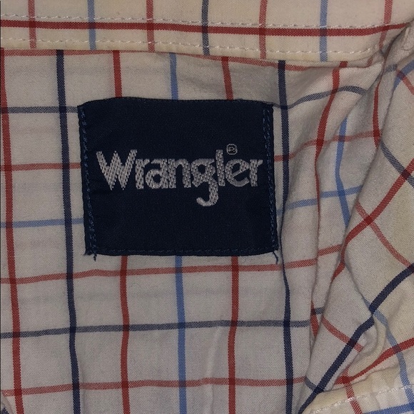 Wrangler long sleeve button-up XL - Picture 3 of 4